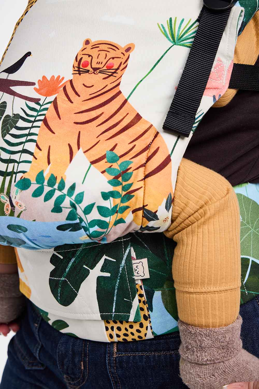 In the Jungle - Cotton Free-to-Grow Baby Carrier