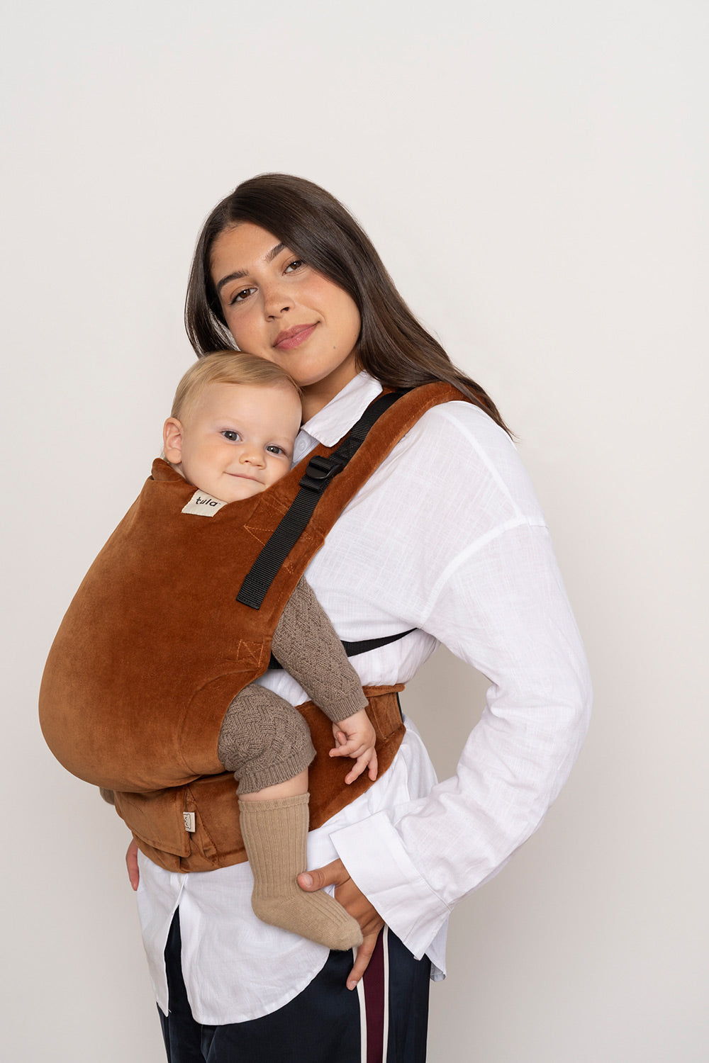 Caramel - Velour Free-to-Grow Baby Carrier
