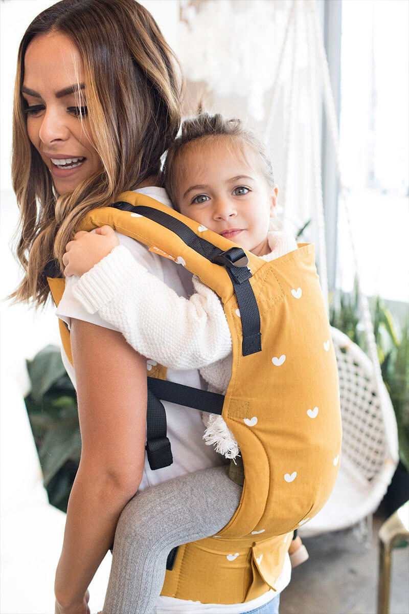 Play - Free-to-Grow Baby Carrier